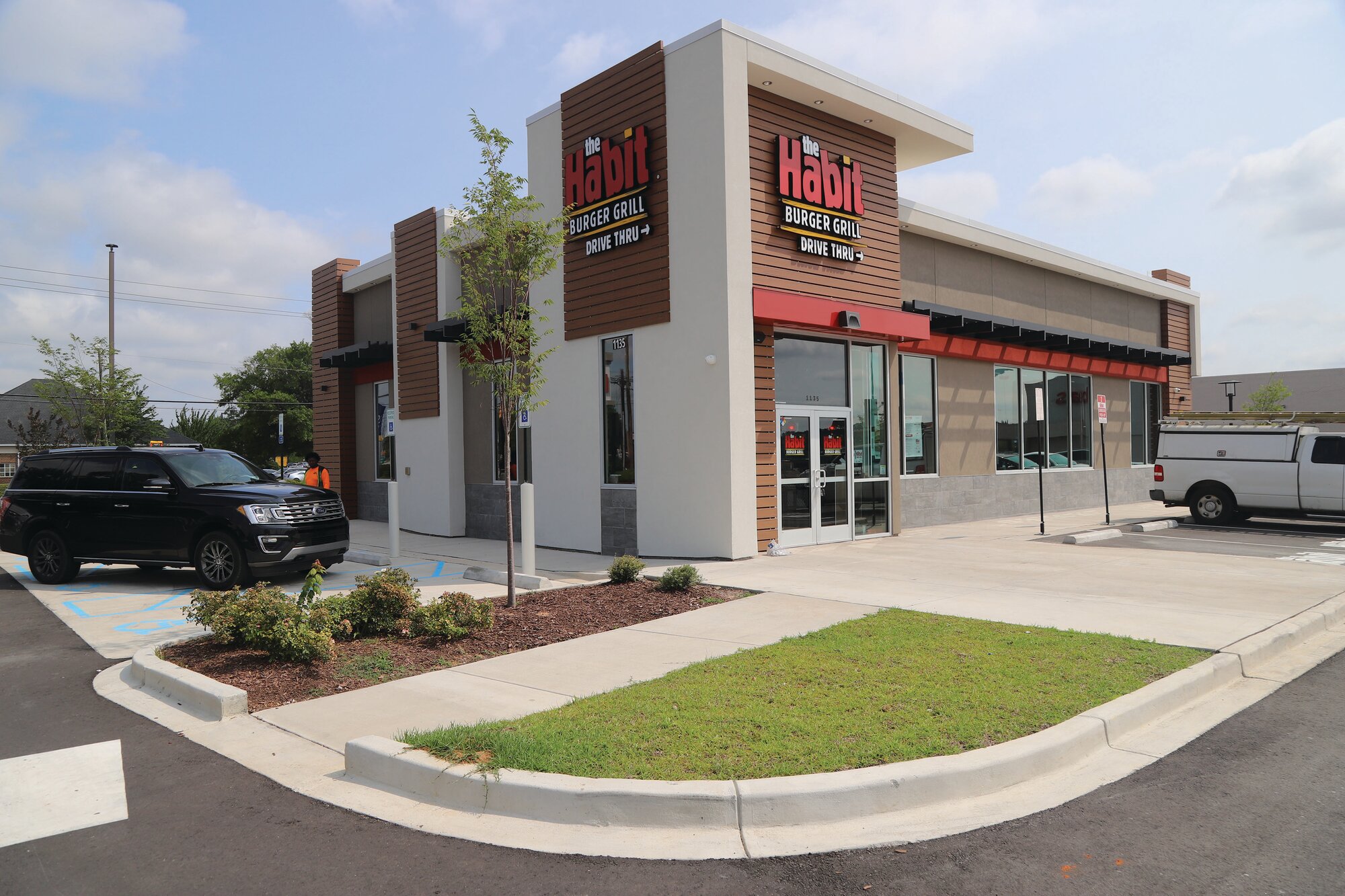 Biztalk Habit Burger Grill To Open June On Broad Street Fast