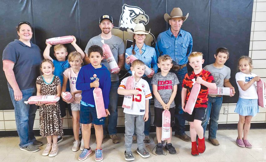 Mrs. Stevens’ First Grade class with Heather Conrow (Livestock Specialist-MU Extension Howard County), Zach Callahan (Mizzou Meat Market), and Sondra & Randy Conklin (Rocking C Ranch-Donors)