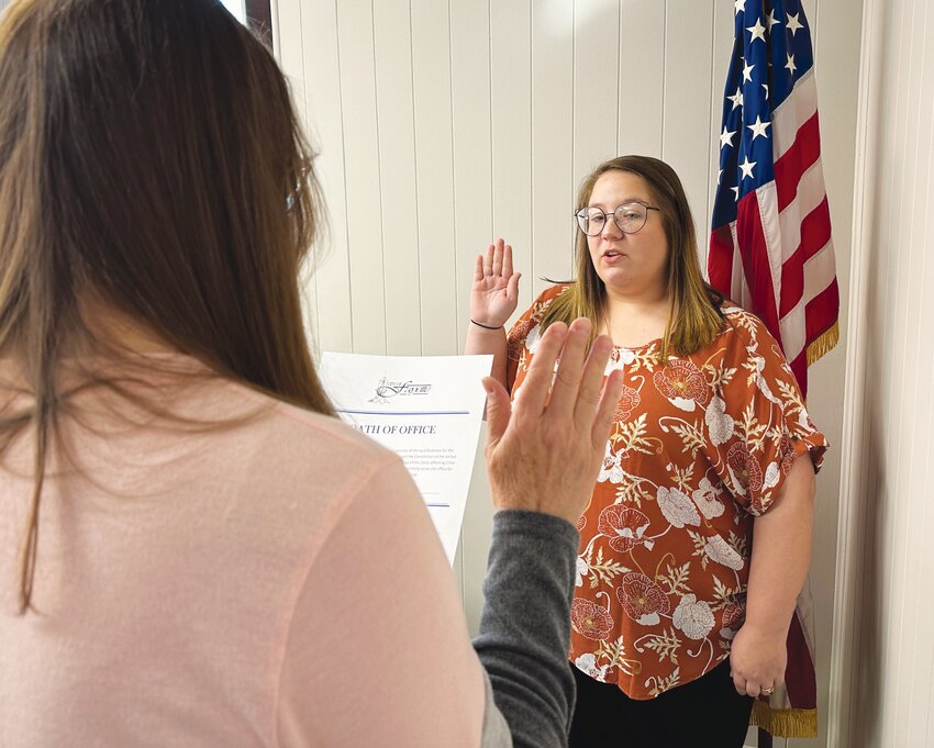 After a two-week delay due to potential conflicts with her employer, newly-elected Southwest Ward Alderwoman LeeAnna Shiflett was sworn-in to the Fayette Board of Aldermen last week.