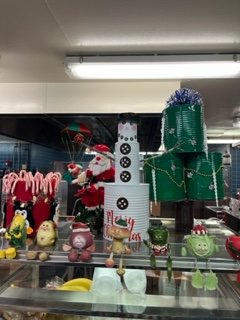North Elementary entered multiple pieces including a snowman, a Christmas tree and a handy dandy candy holder.  Great job North!