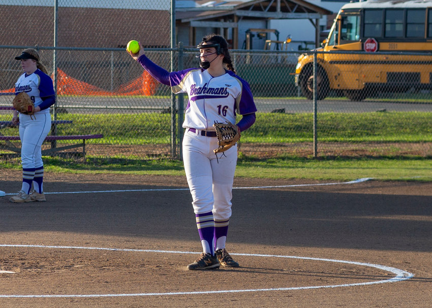 OHS senior Laci Prescott allowed only two hits against Fort Pierce Central. [Photo by Richard Marion/Lake Okeechobee News]
