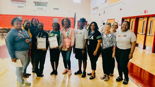 The Alpha Kappa Alpha Sorority Inc.’s Mu Rho Omega Chapter partnered with the Women League of Voters to host a Seniors Voter Registration Drive at Glades Central Community High School.