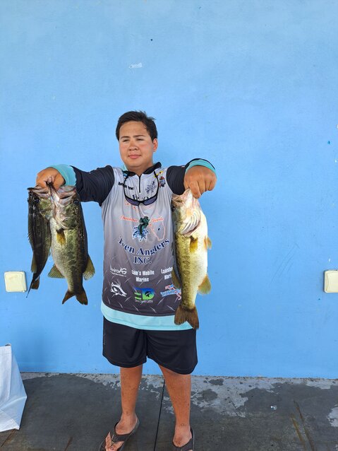 Ben Purvis, Jr. placed first in the 14-19 age group with 6.09 lbs. and the Big Fish at 2.74 lbs.