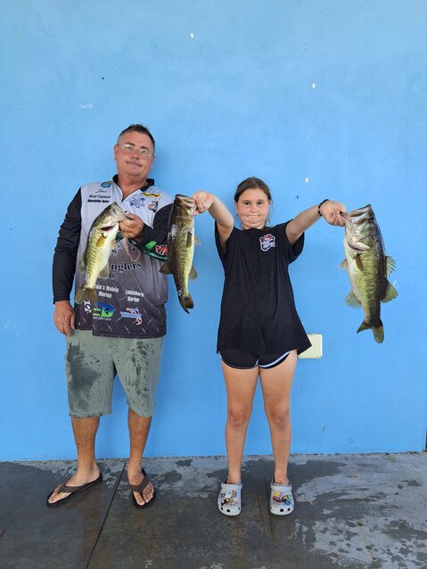 Baylee Stephens placed second in the 9-13 age group with 7.67 lbs.