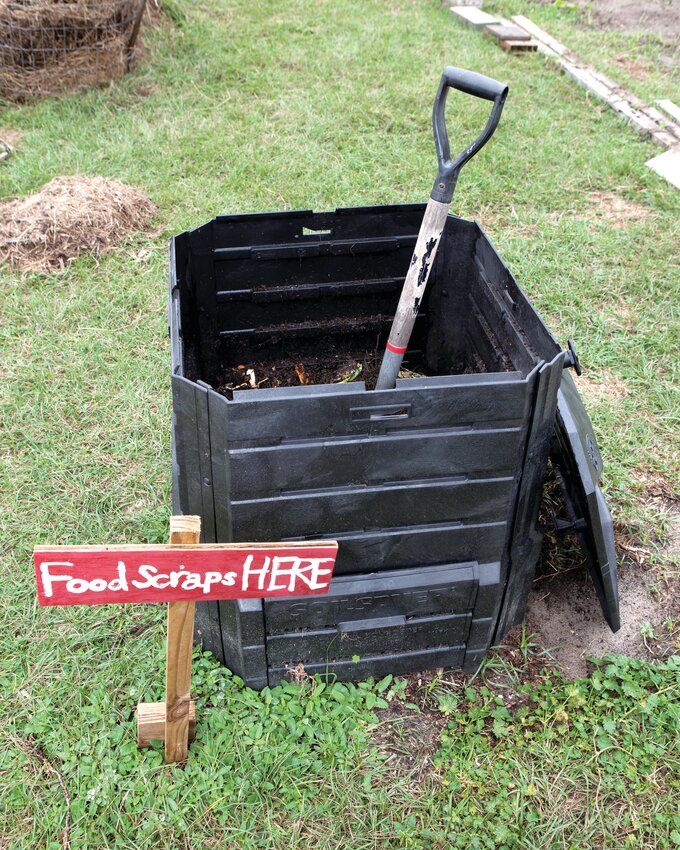 Compost bins come in all shapes and sizes.  [UF/IFAS Photo by Tyler Jones]