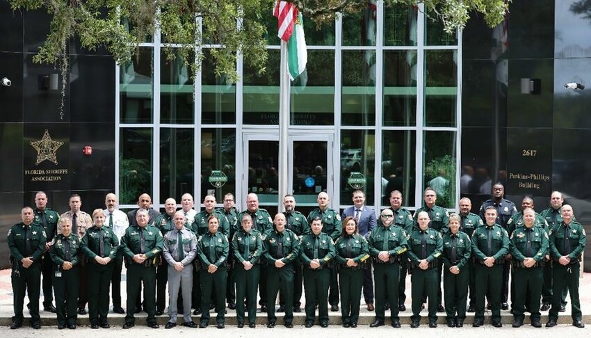 Tallahassee, Fla. (September 15, 2023) - Sheriff deputies and personnel representing 34 Florida sheriff’s offices graduated from the Florida Sheriffs Association’s (FSA) prestigious Commanders Academy. The Commanders Academy is an exceptionally informative and educational experience that is vital for the next generation of public safety leaders.