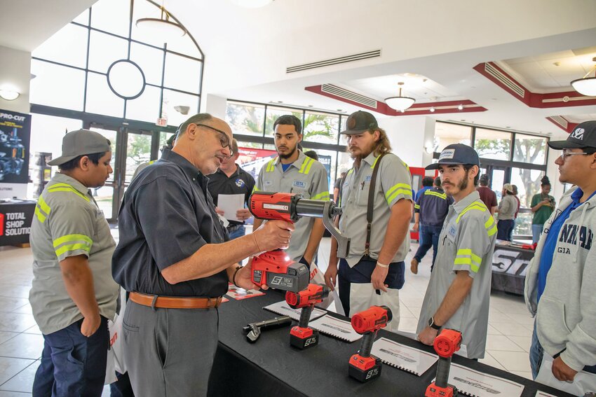 BELLE GLADE — On March 12, 2024, Palm Beach State College (PBSC) partnered with cutting-edge tools manufacturer Snap-on to showcase its solutions for the sugar industry, the Okeechobee area’s main crop. The event was a resounding success as representatives from major agriculture companies, community members, staff, faculty, and students explored the tools and business solutions from Snap-on and its many subsidiary companies.