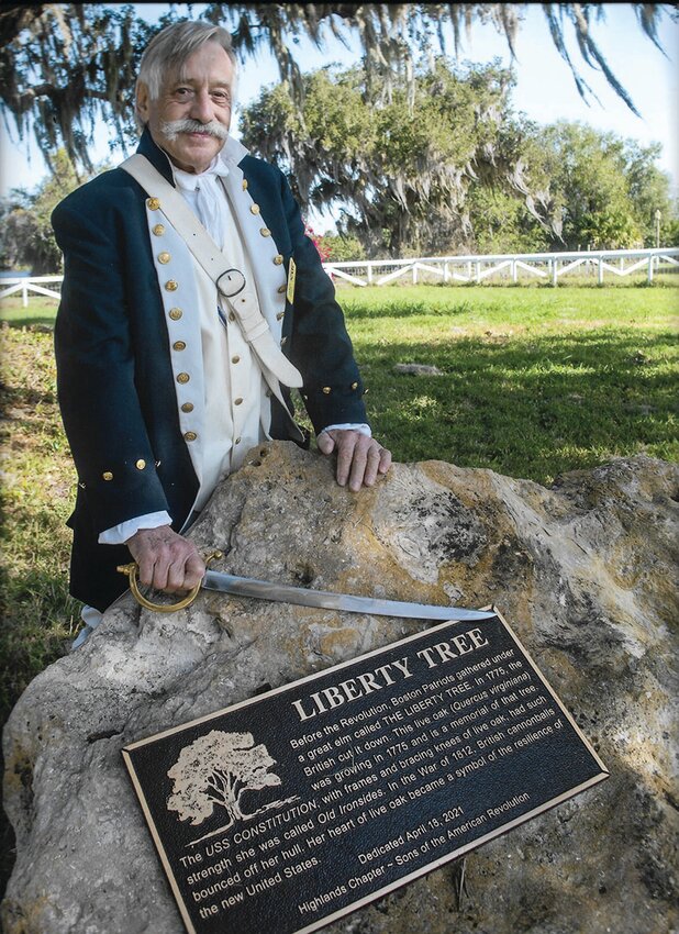 James Dean and the Liberty Tree dedication in 2021 for Highlands County's 100th anniversary. [Photo courtesy Sons of the American Revolution]