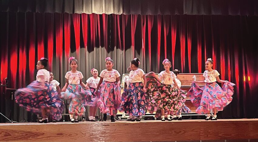 LABELLE -- LaBelle Elementary School's folklórico dancers wowed the audience with two dances at the Spring Arts Festival at LaBelle High School on March 27. For more photos, see the school's page on Facebook. [Photo courtesy LaBelle Elementary School]