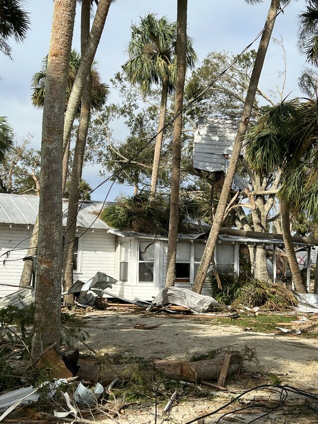 Lakeport tornado damage Oct. 10, 2024 [Photo by Katrina Elsken/Lake Okeechobee News}