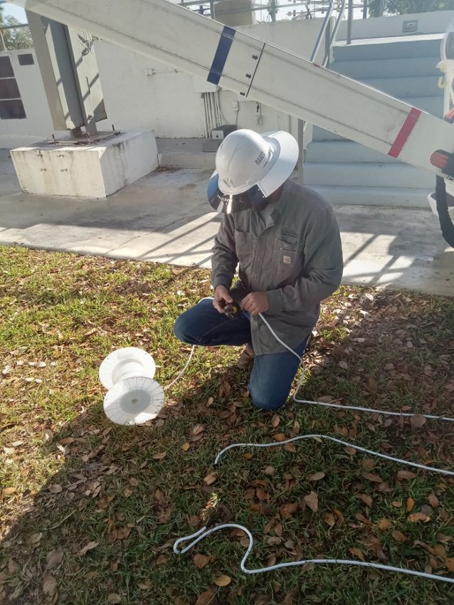 Thanks to Glades Electric, the Veterans' Square Park flagpole has had some needed repairs. On Thursday, March 23, electricians volunteered their time to replace pulleys and turnbuckles.