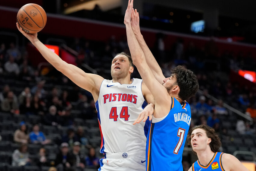 NBA Trade Deadline: Knicks take big swing, shooters join playoff race - The  Sumter Item