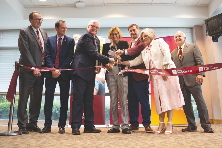 The University of South Carolina opened their Brain Health clinic in Sumter with a ribbon cutting ceremony on Monday, May 13. In partnership with Prisma Health, the clinic along with others around the state, is designed to help provide better access to screenings for Alzheimer's disease and related dementias.