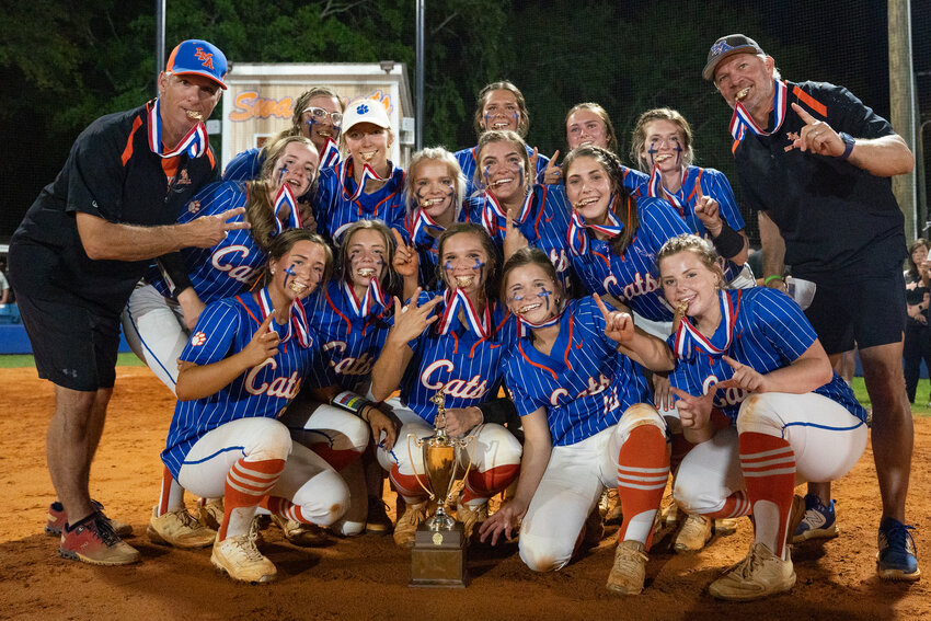 Laurence Manning celebrates their SCISA 4A state championship win over Hammond on Tuesday.