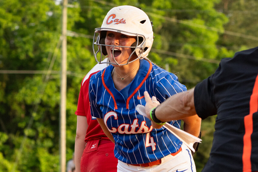 Laurence Manning's Marlee Black and the Lady Swampcats went 4-1 in the Pee Dee Pitch-Off last week.