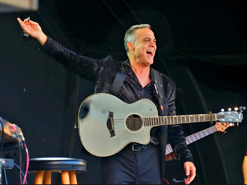 Robert Neary will bring &quot;So Good! The Neil Diamond Experience&quot; to Sumter Opera House on April 4.