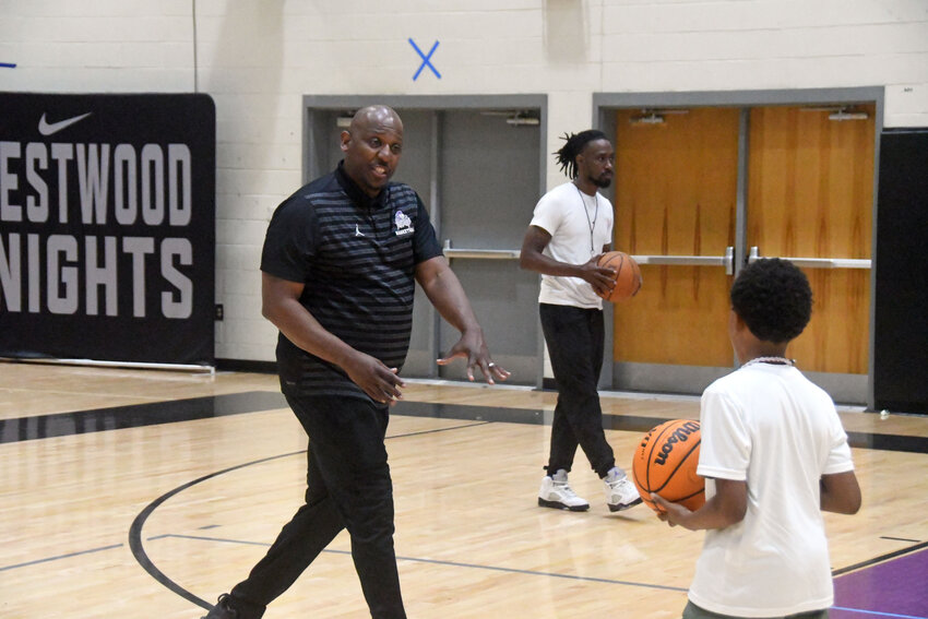 The Crestwood basketball team hosted their annual youth basketball camp this week, capping off the camp on Thursday.