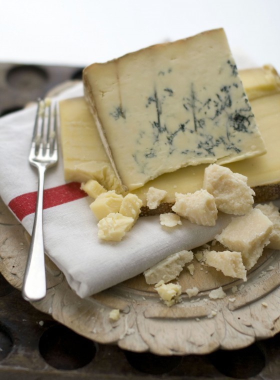 Feds mulling changing raw milk cheese rules - The Sumter Item