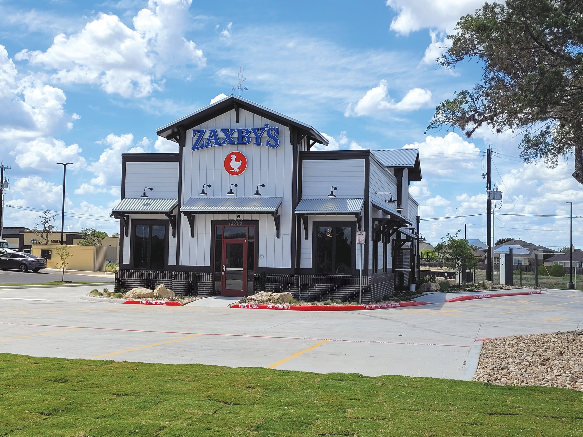 BizTalk New look Zaxby's coming to Broad Street The Sumter Item