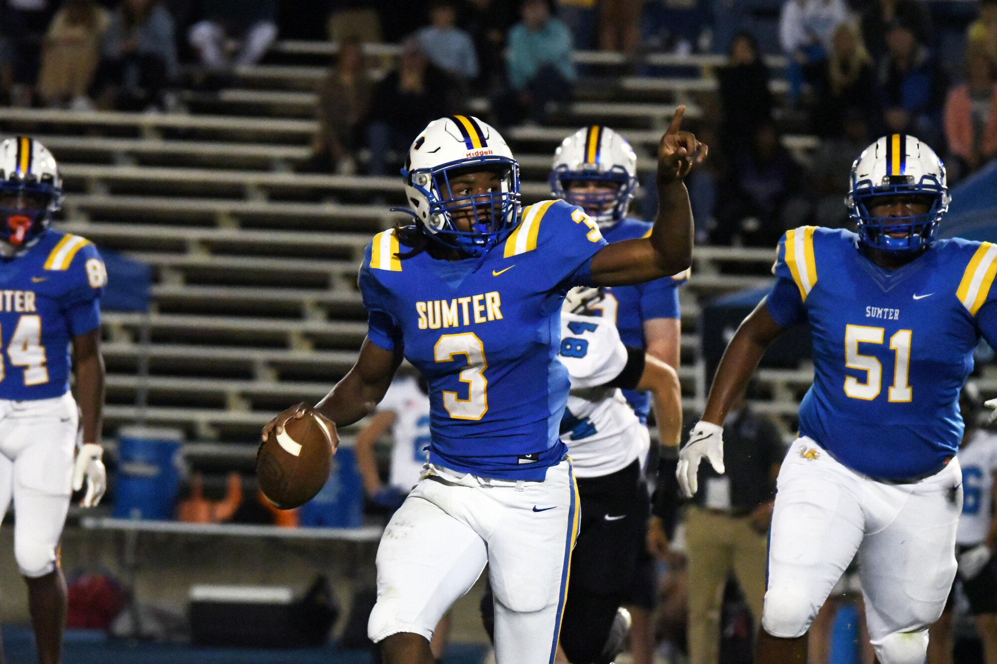 Sumter High holds on for 17-10 win over Oceanside Collegiate without QB ...