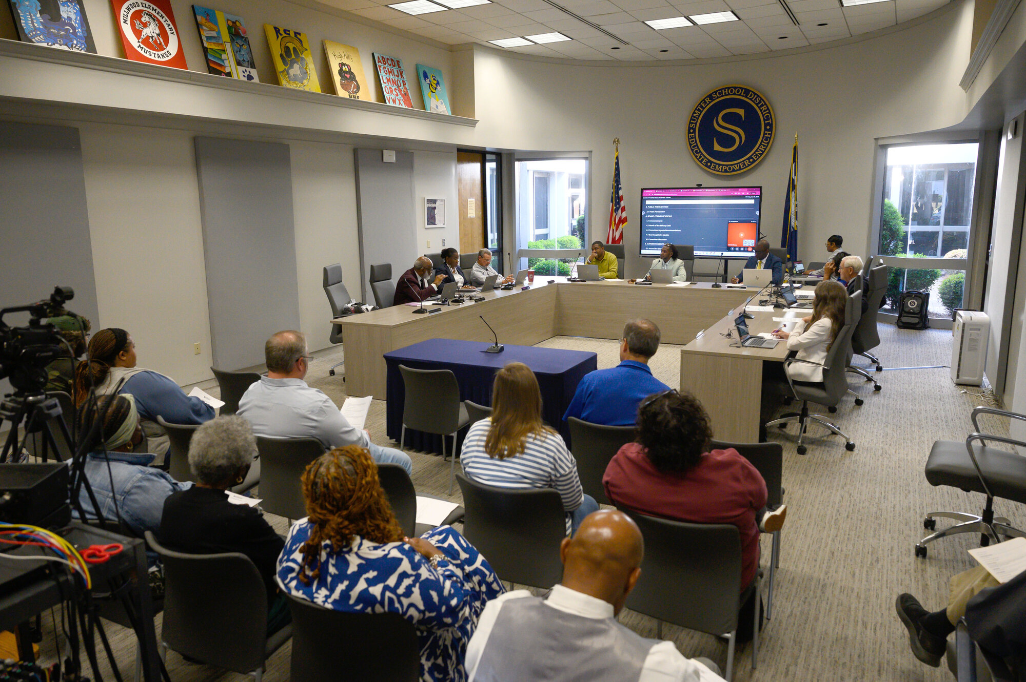 Sumter school board to hear proposal to modify meeting calendar - The Sumter Item